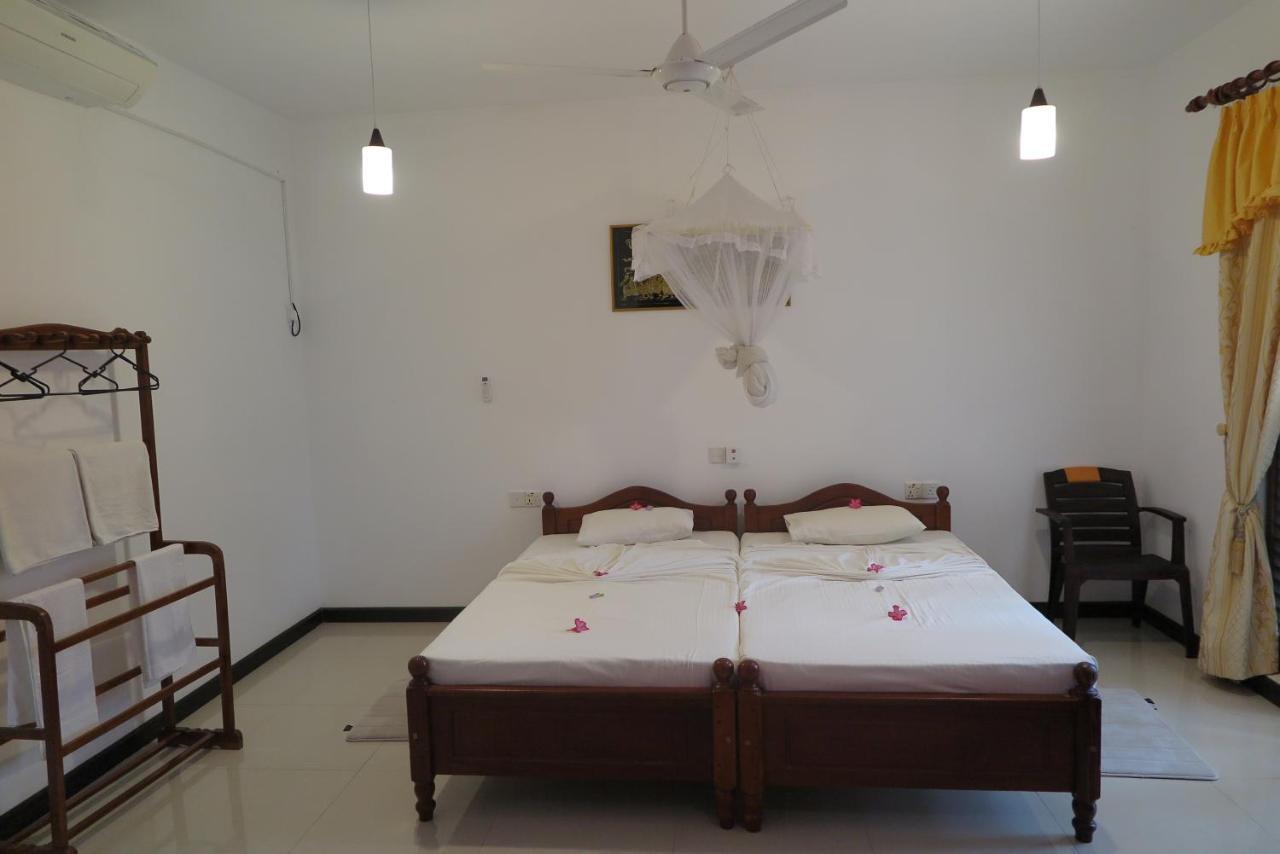 Villa16Hikkaduwa Rom bilde